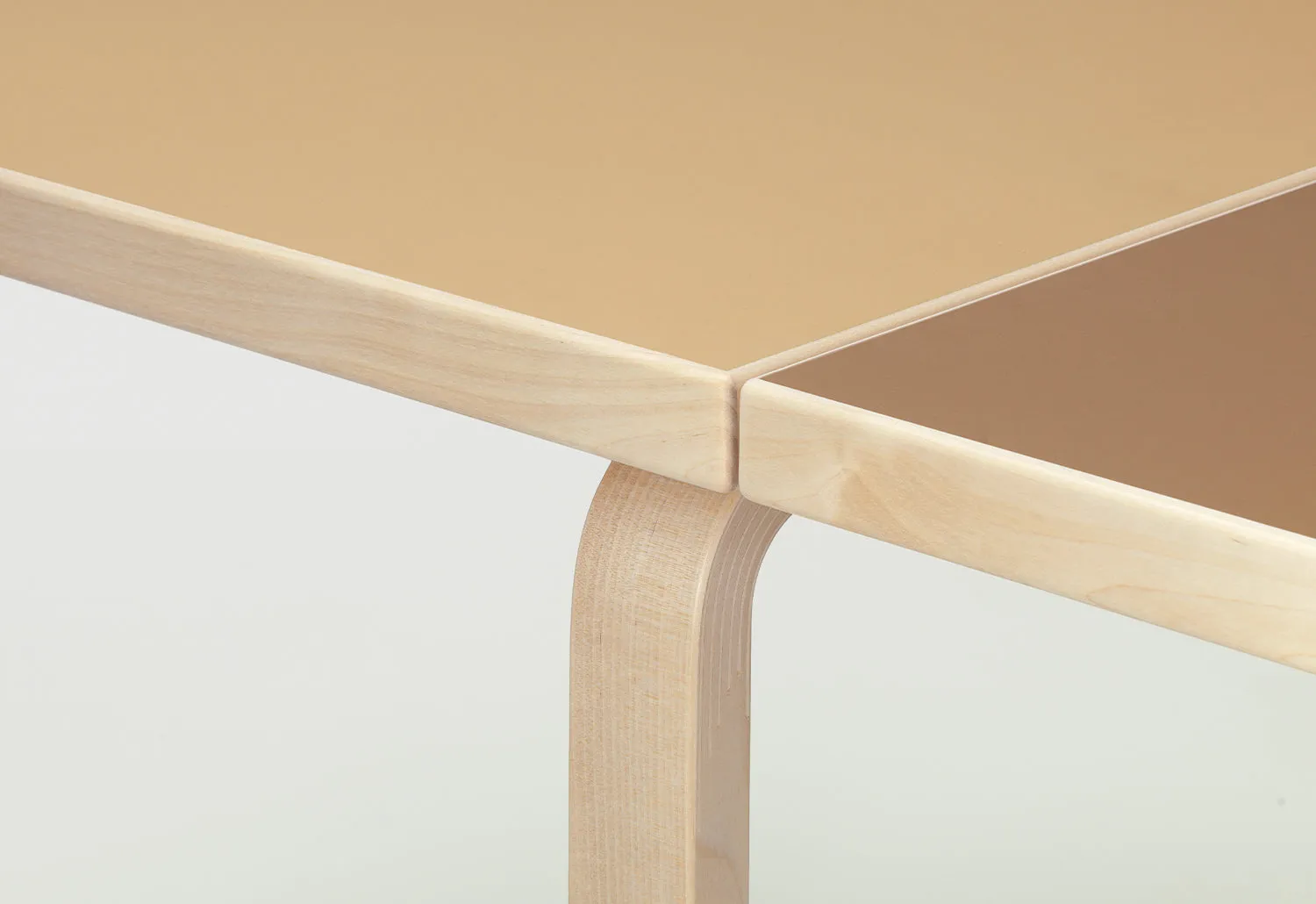 Aalto Foldable Table