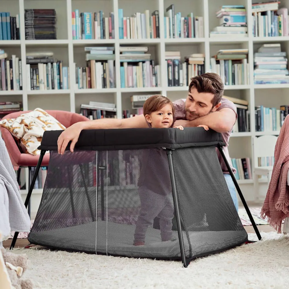 BabyBjorn Travel Cot