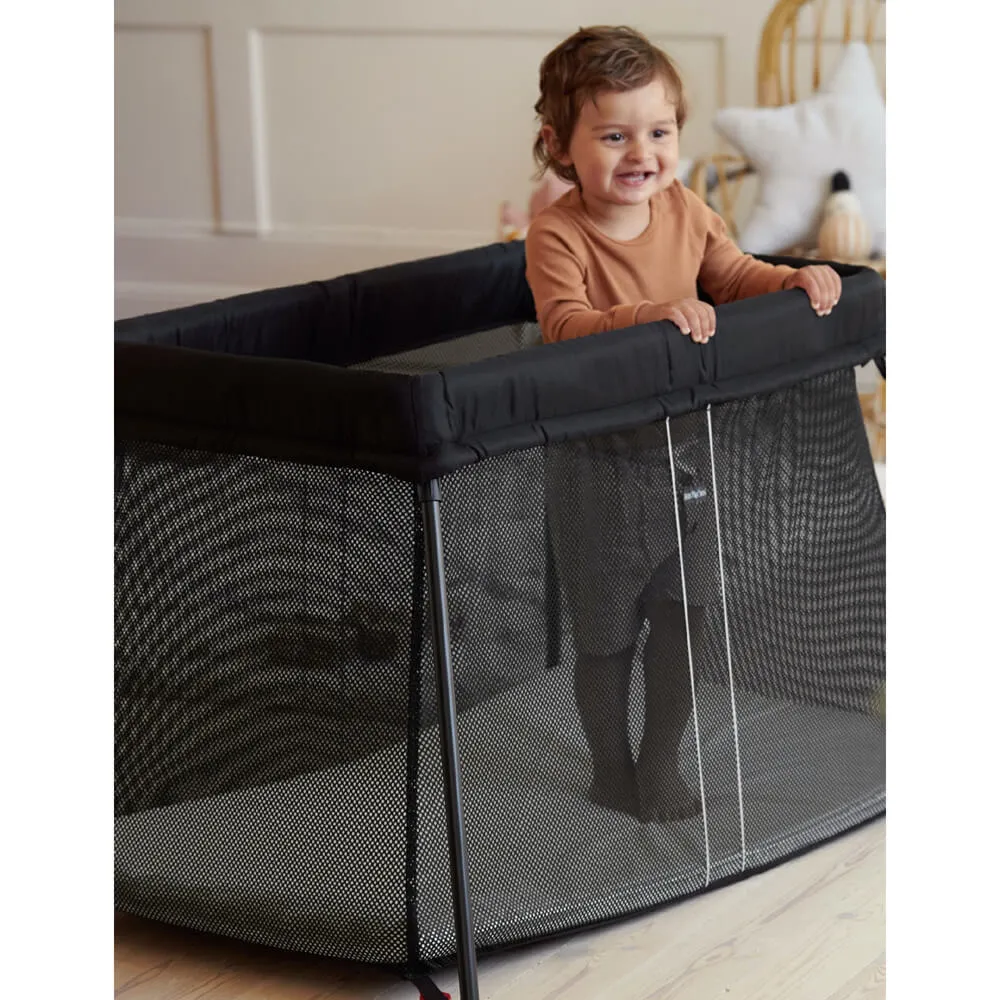 BabyBjorn Travel Cot